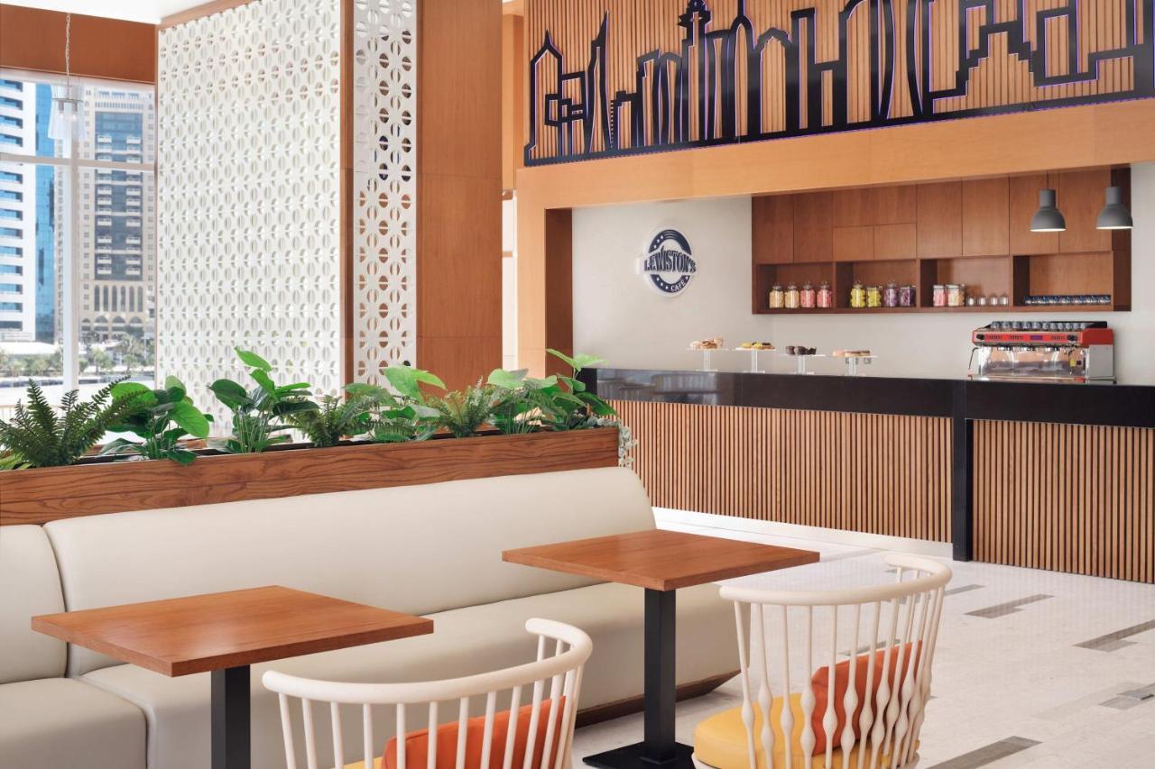 Delta Hotels By Marriott City Center Doha Exterior foto The interior of a typical Starbucks