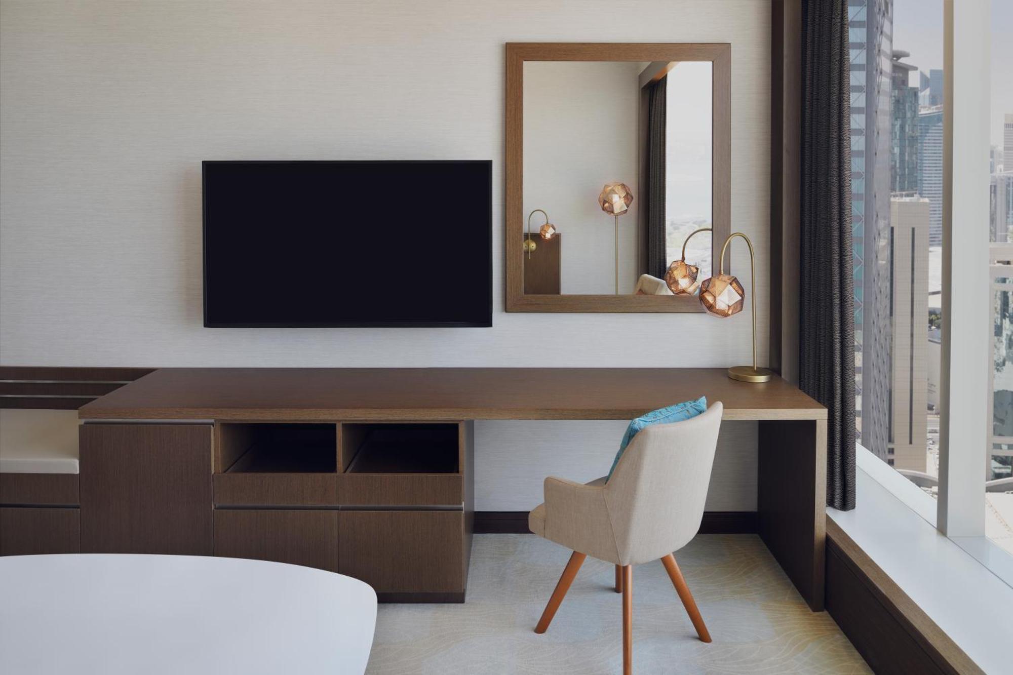 Delta Hotels By Marriott City Center Doha Exterior foto A guest room at the hotel