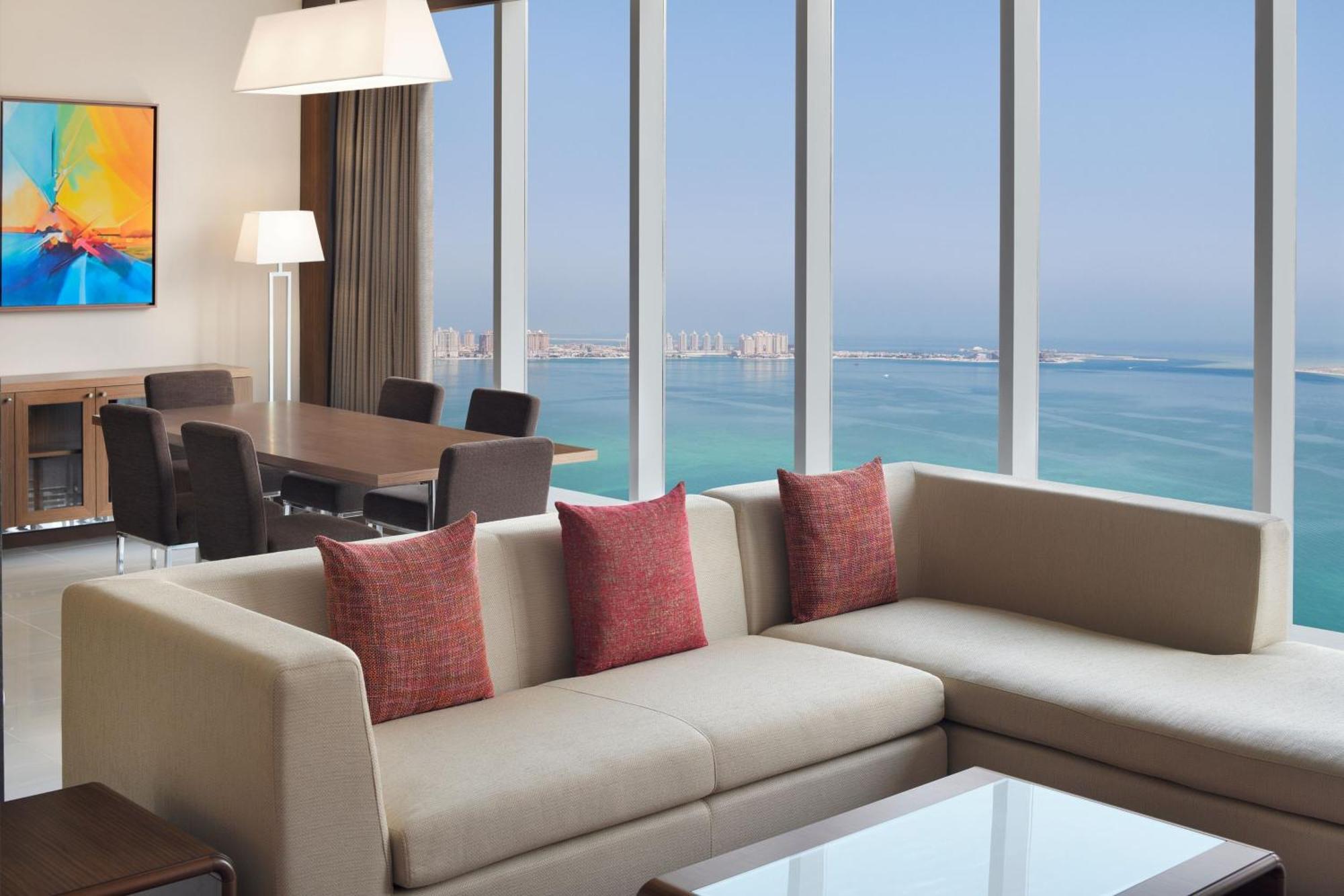 Delta Hotels By Marriott City Center Doha Exterior foto A living room in a suite at the Atlantis, The Royal